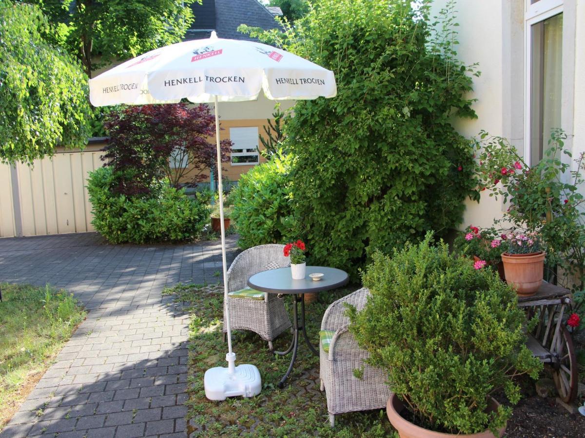 Apartments Und Zimmer Gaestehaus Matthias Dresden Exteriör bild