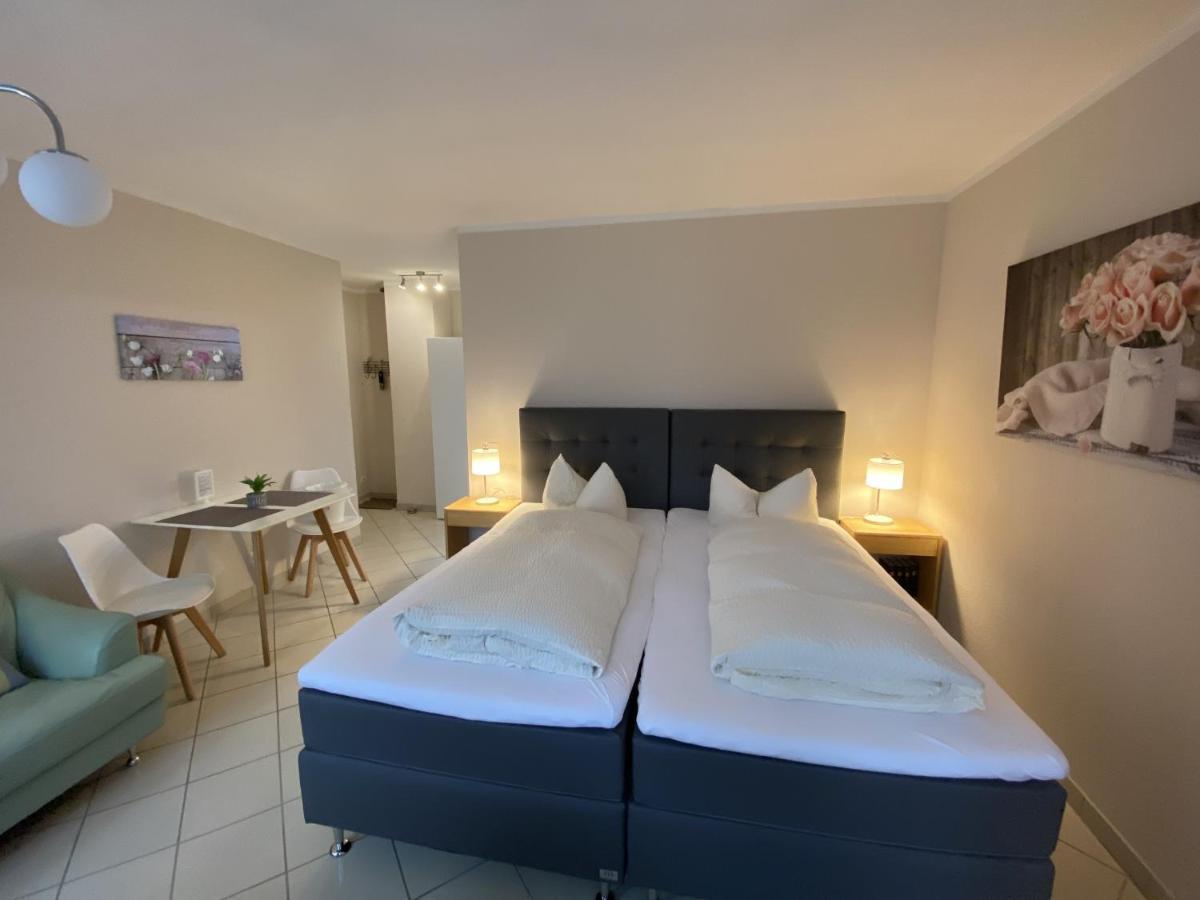 Apartments Und Zimmer Gaestehaus Matthias Dresden Exteriör bild