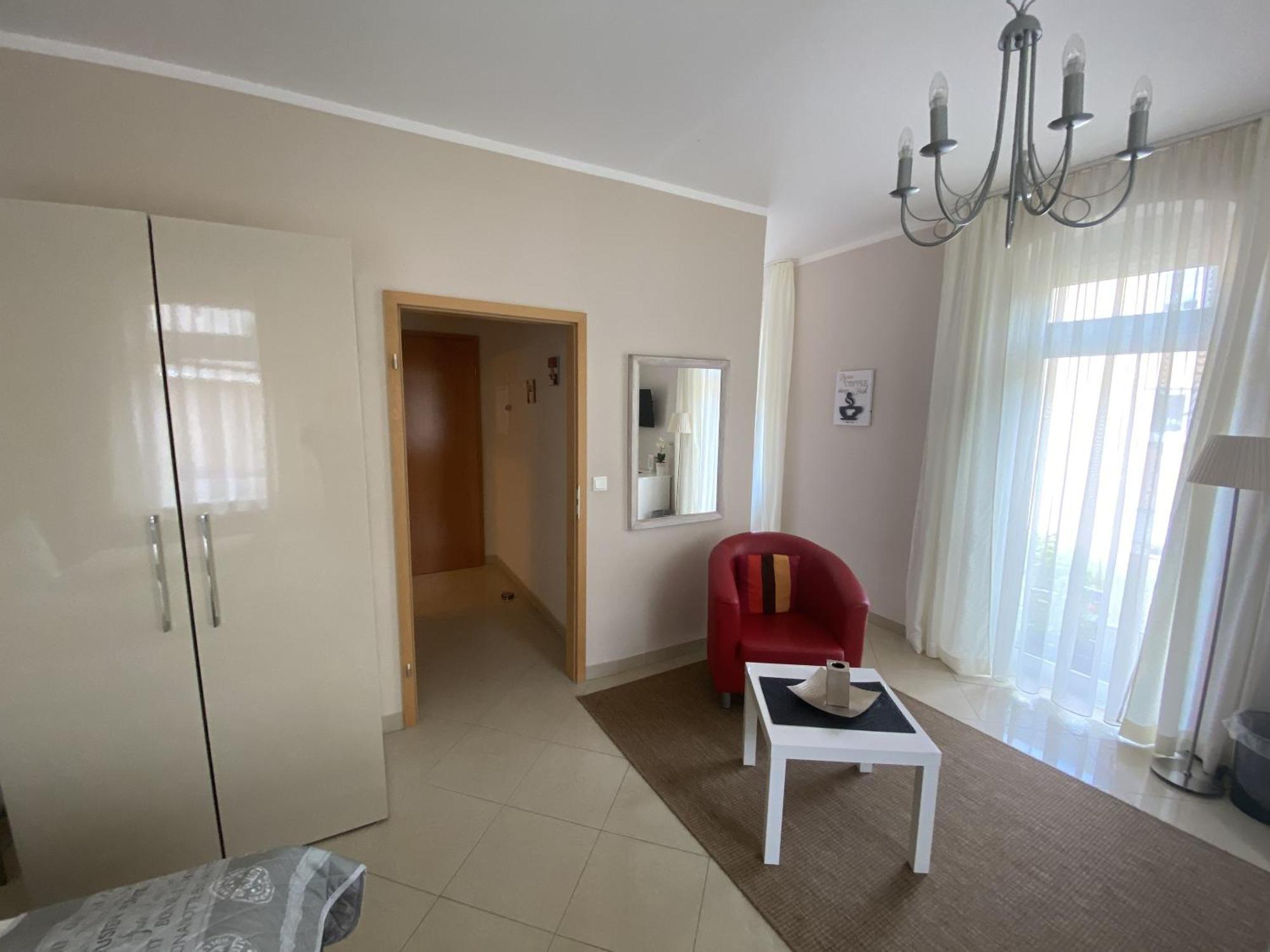 Apartments Und Zimmer Gaestehaus Matthias Dresden Rum bild