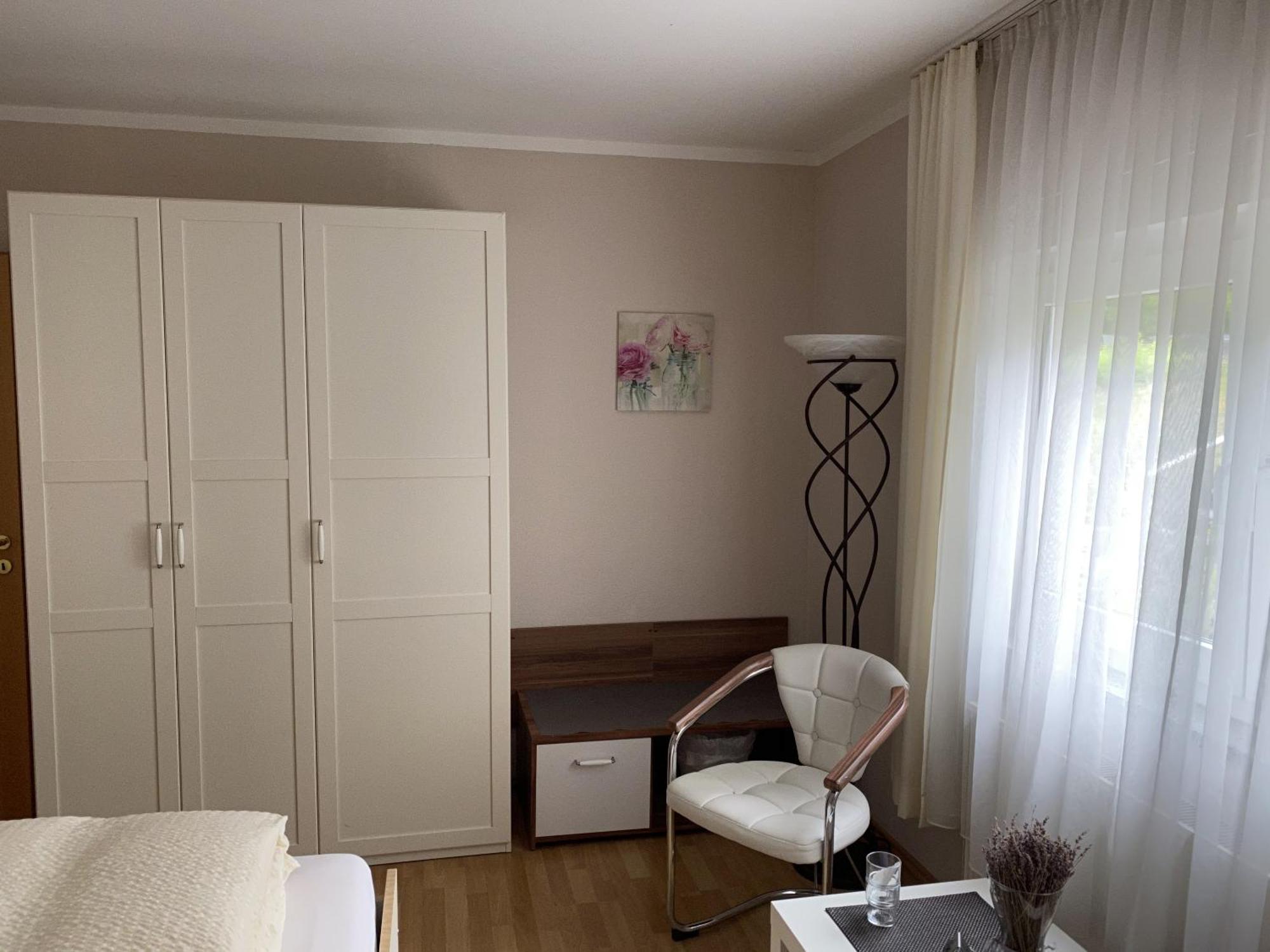 Apartments Und Zimmer Gaestehaus Matthias Dresden Rum bild