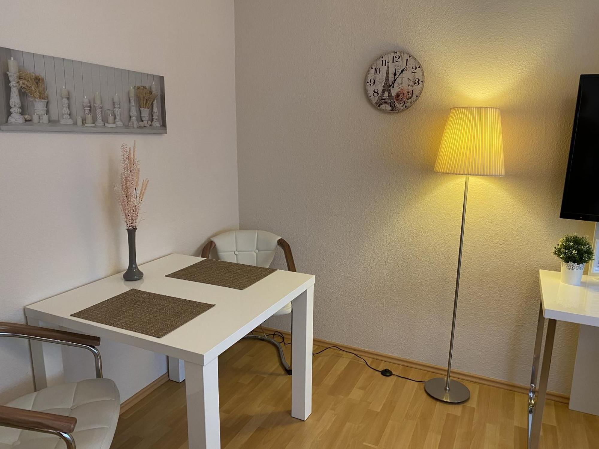 Apartments Und Zimmer Gaestehaus Matthias Dresden Rum bild