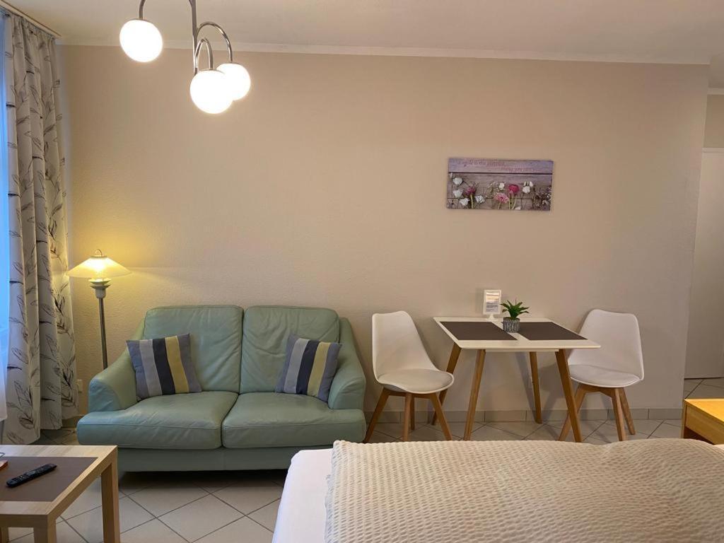 Apartments Und Zimmer Gaestehaus Matthias Dresden Exteriör bild